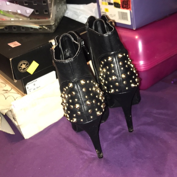 Heeled booties - Picture 5 of 6